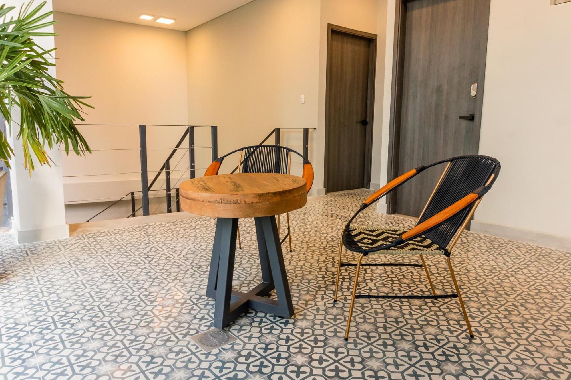 The Garden Suites — Photos 1